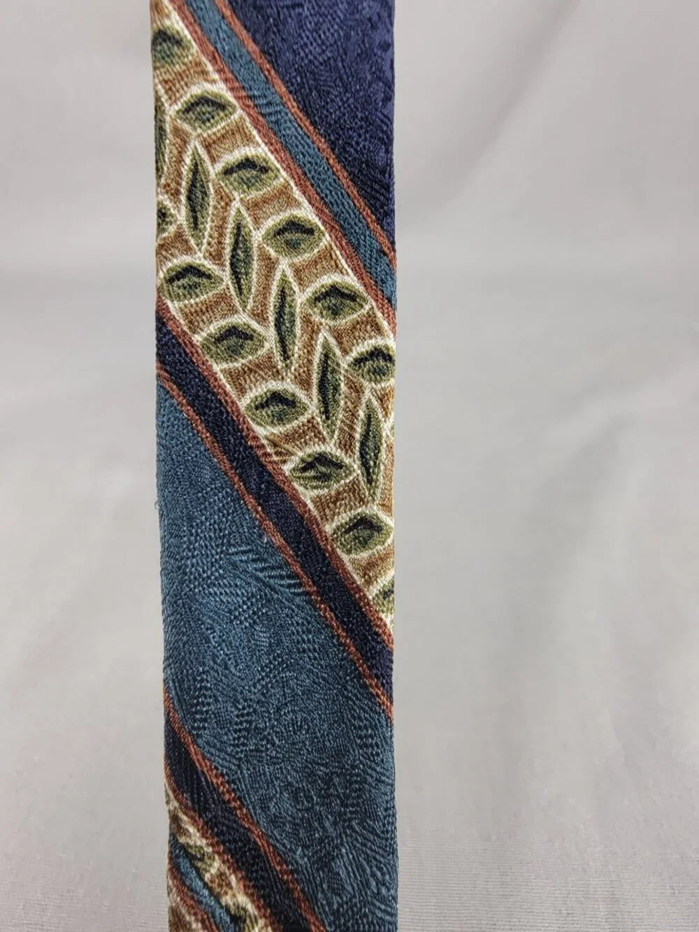 Calvin Klein Silk Necktie Tie Mens Blue Tan Stripe Leaf Geometric USA